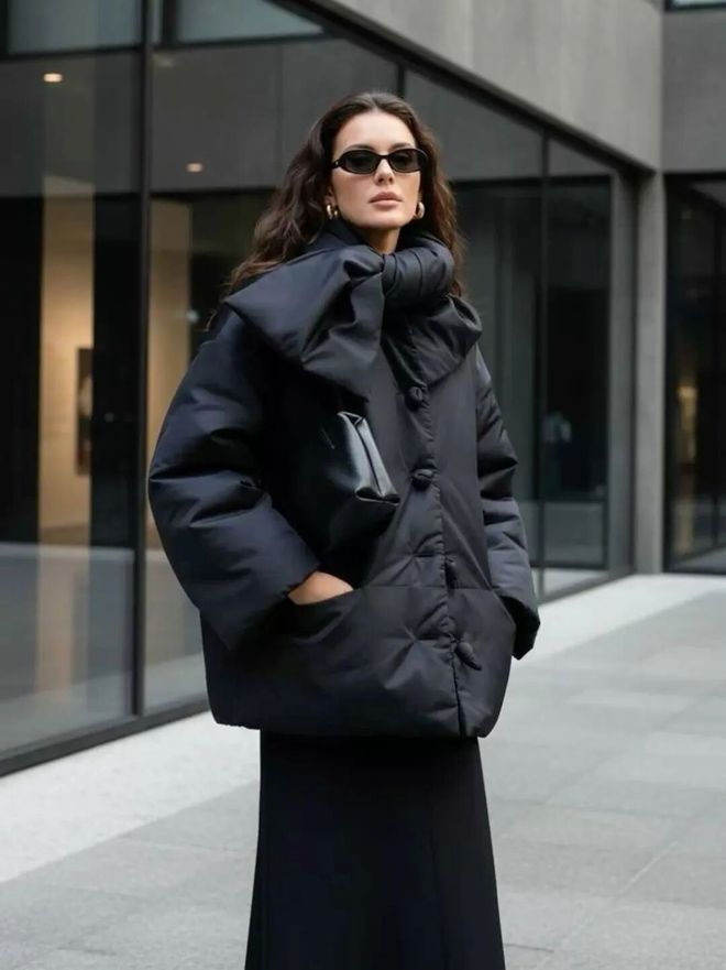 現金網：“这件羽绒服”今年冬天又火了，怎么搭都时髦保暖！